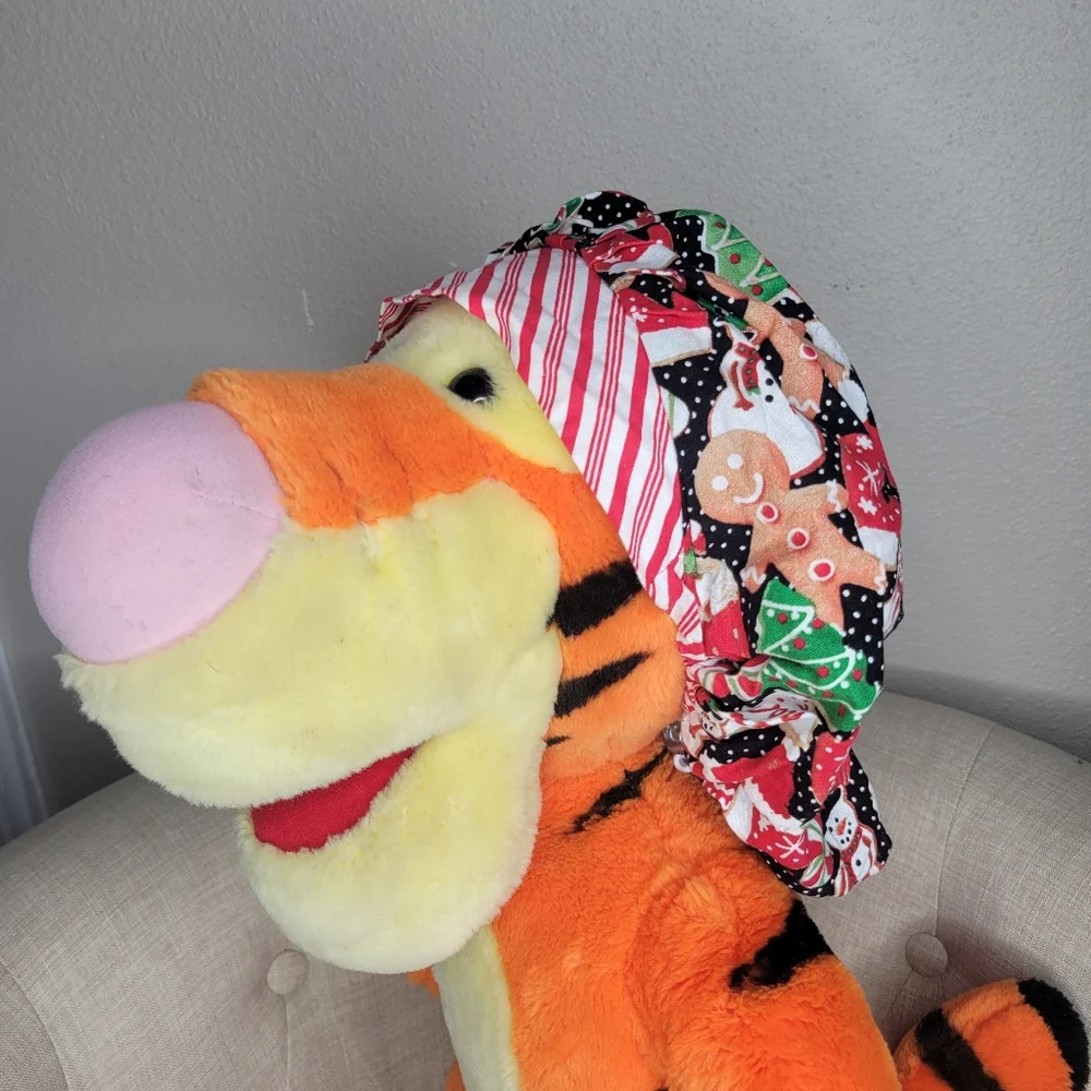 Festive Christmas‎ Patterned Scrub Cap